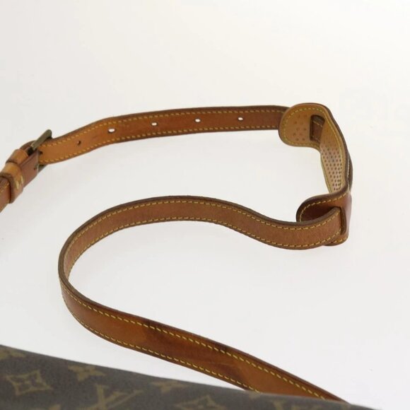 LOUIS VUITTON Monogram Saint Cloud GM Shoulder Bag M51242 LV Auth 38691 - Picture 12 of 16